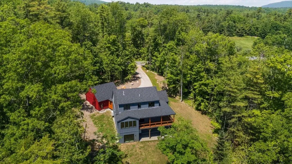 76 Park Street Rockport ME 04856