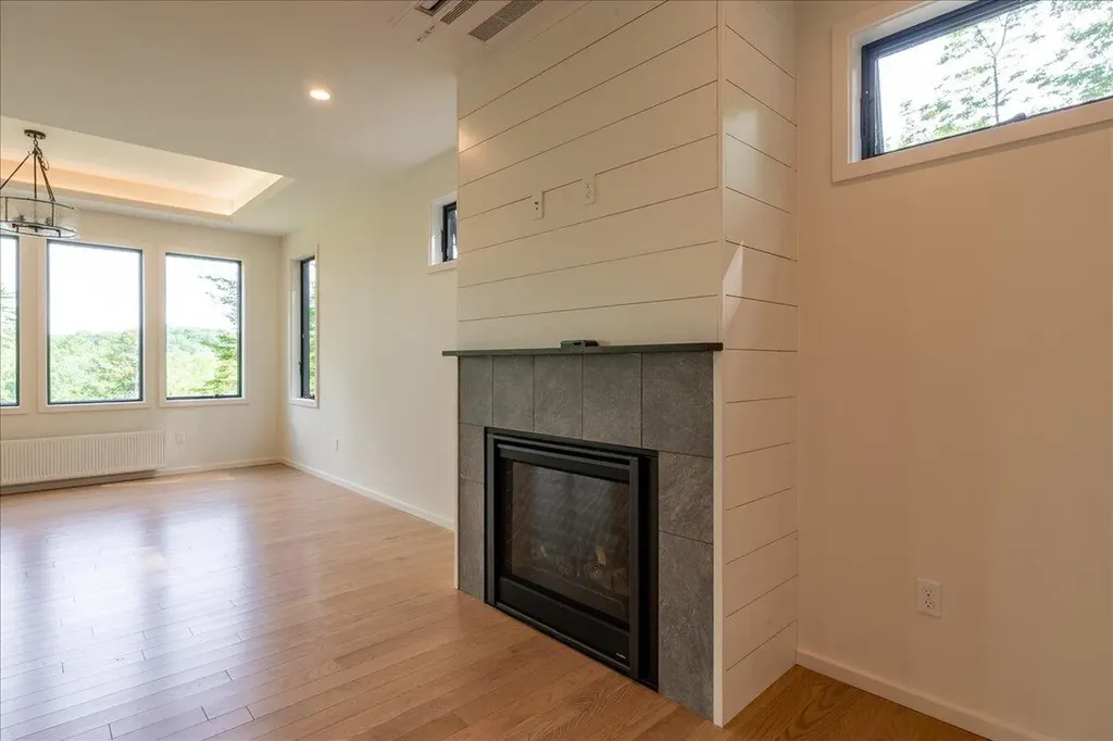 76 Park Street Rockport ME 04856