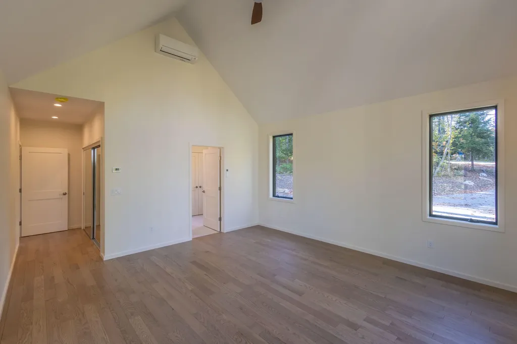 76 Park Street Rockport ME 04856