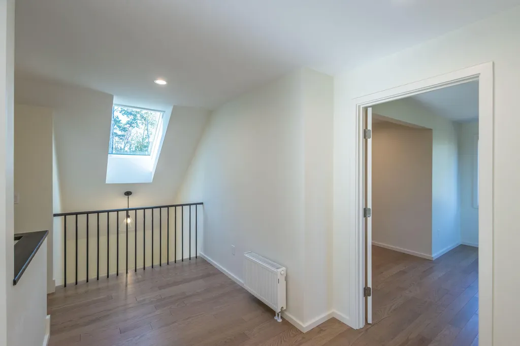 76 Park Street Rockport ME 04856