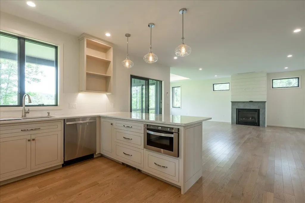 76 Park Street Rockport ME 04856
