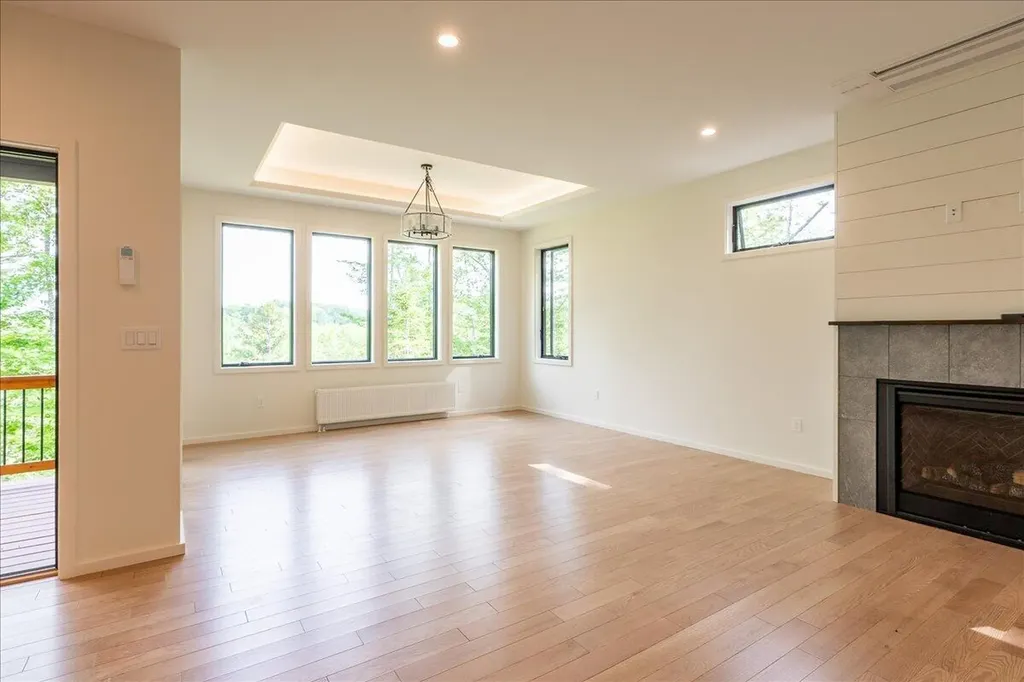 76 Park Street Rockport ME 04856