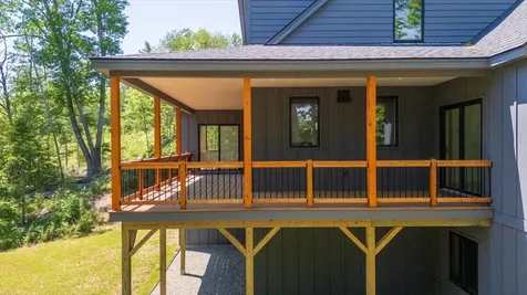 76 Park Street Rockport ME 04856