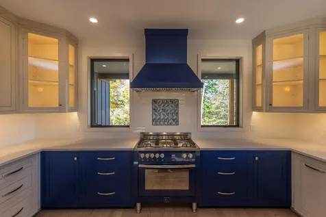 76 Park Street Rockport ME 04856