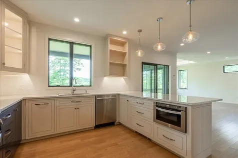76 Park Street Rockport ME 04856