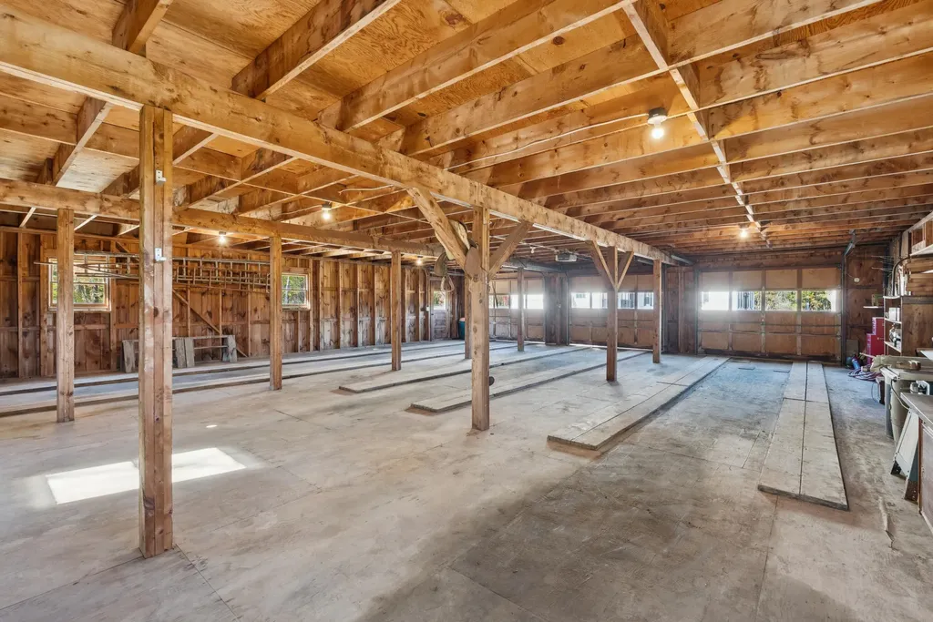 51 Gould Road Lisbon ME 04252