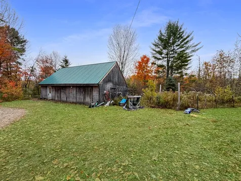 17 Klimavicz Road Dover-foxcroft ME 04426