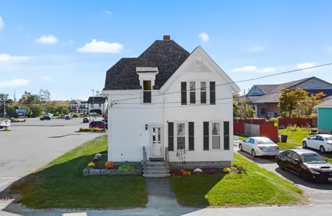 8 Cottage Street Milbridge ME 04658