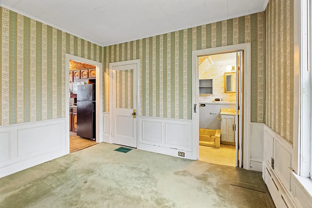 47 Sanger Avenue Waterville ME 04901