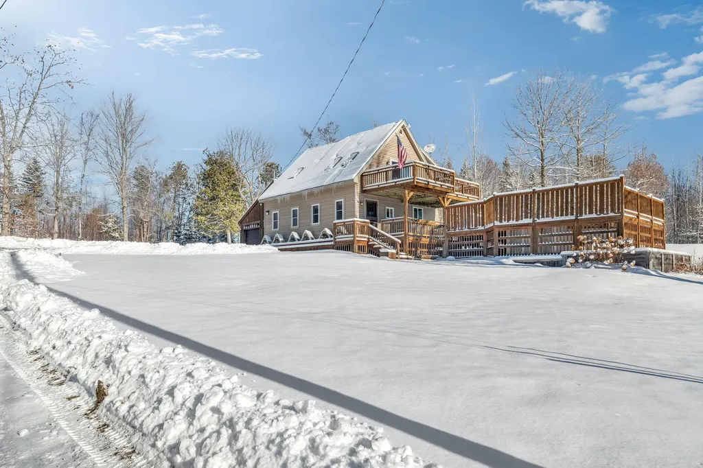 7 Hill Top Road Guilford ME 04443