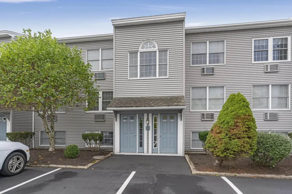 1801 Post Road Wells ME 04090