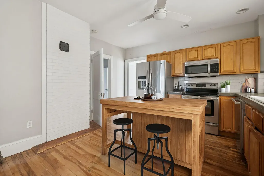 103 Deerfield Road Portland ME 04101