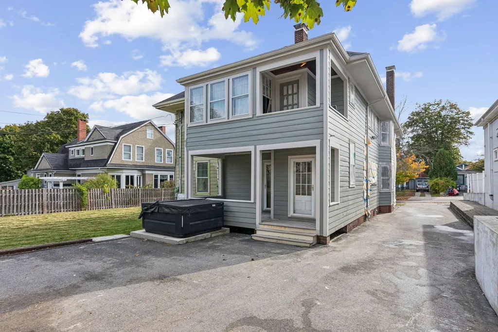 103 Deerfield Road Portland ME 04101