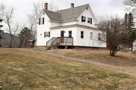 12 Pleasant Street Howland ME 04448
