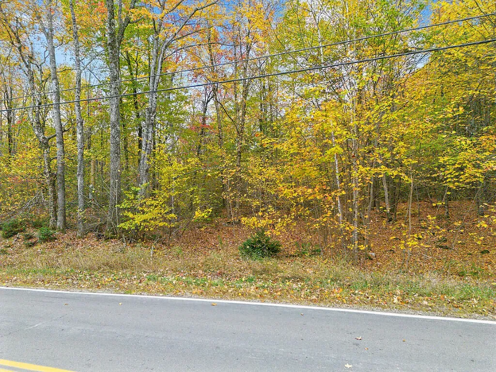 001-352 Stream Road Ripley ME 04930
