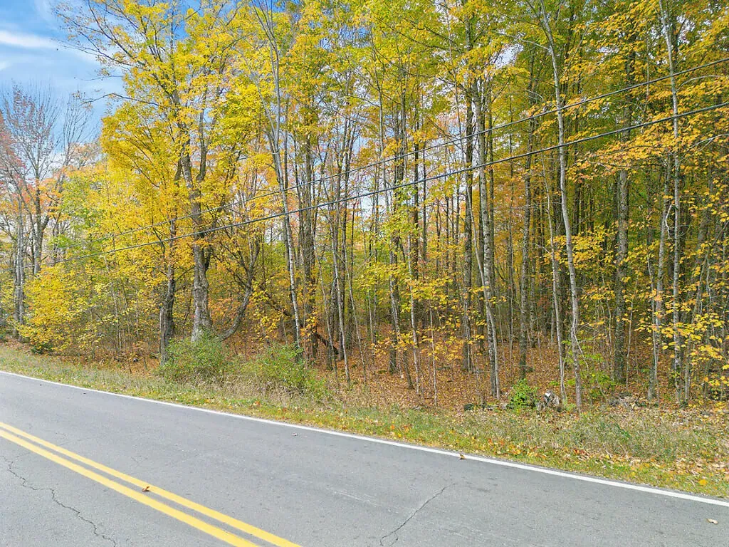 001-352 Stream Road Ripley ME 04930