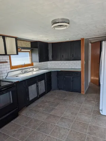 3 Corinth Road Garland ME 04939