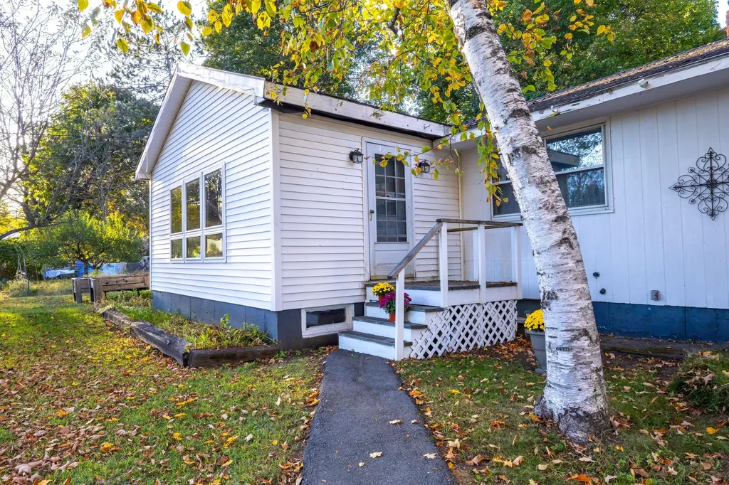 14 Rollins Street Bingham ME 04920