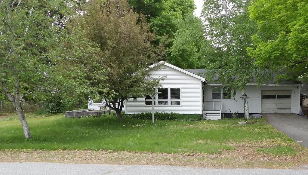 14 Rollins Street Bingham ME 04920