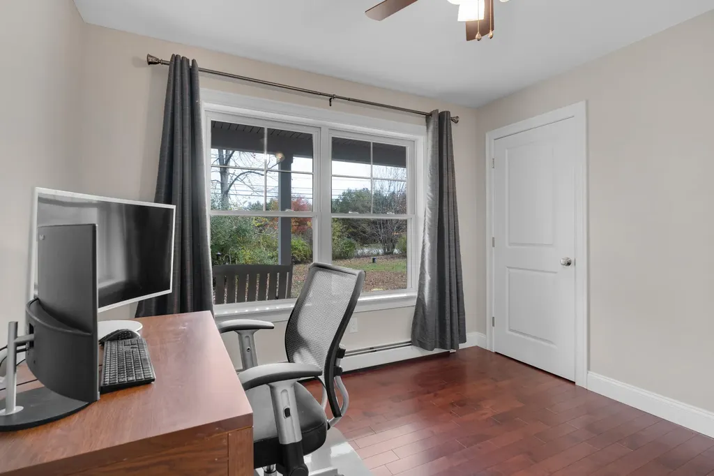 939 River Road Buxton ME 04093