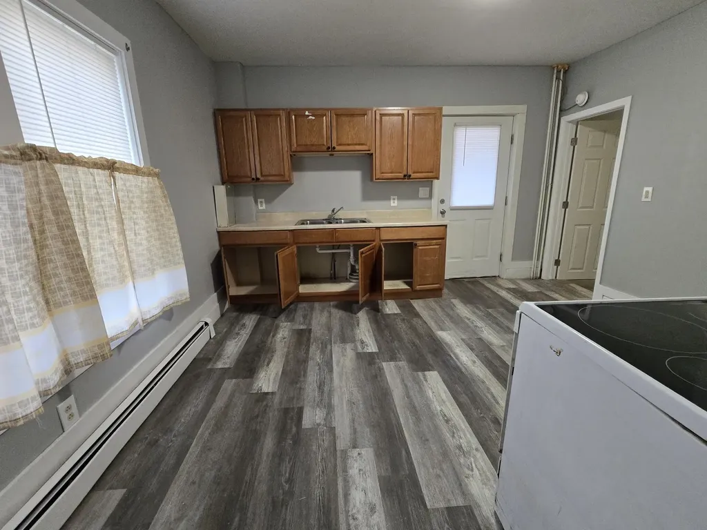 29 Falmouth Street Rumford ME 04276