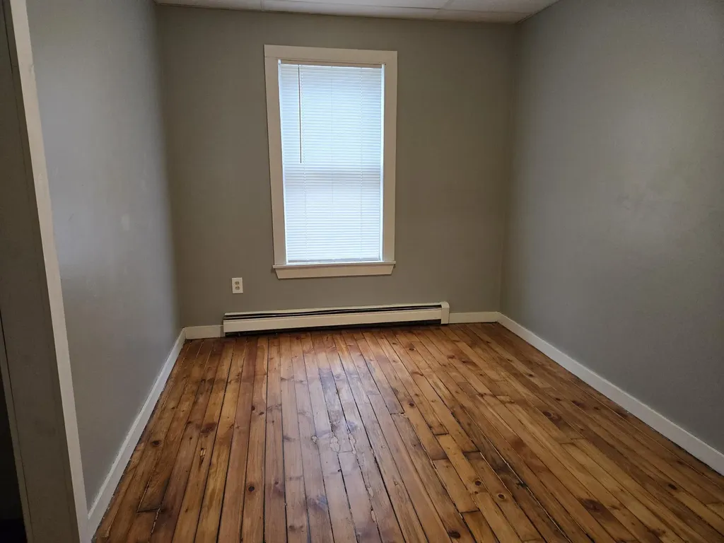 29 Falmouth Street Rumford ME 04276