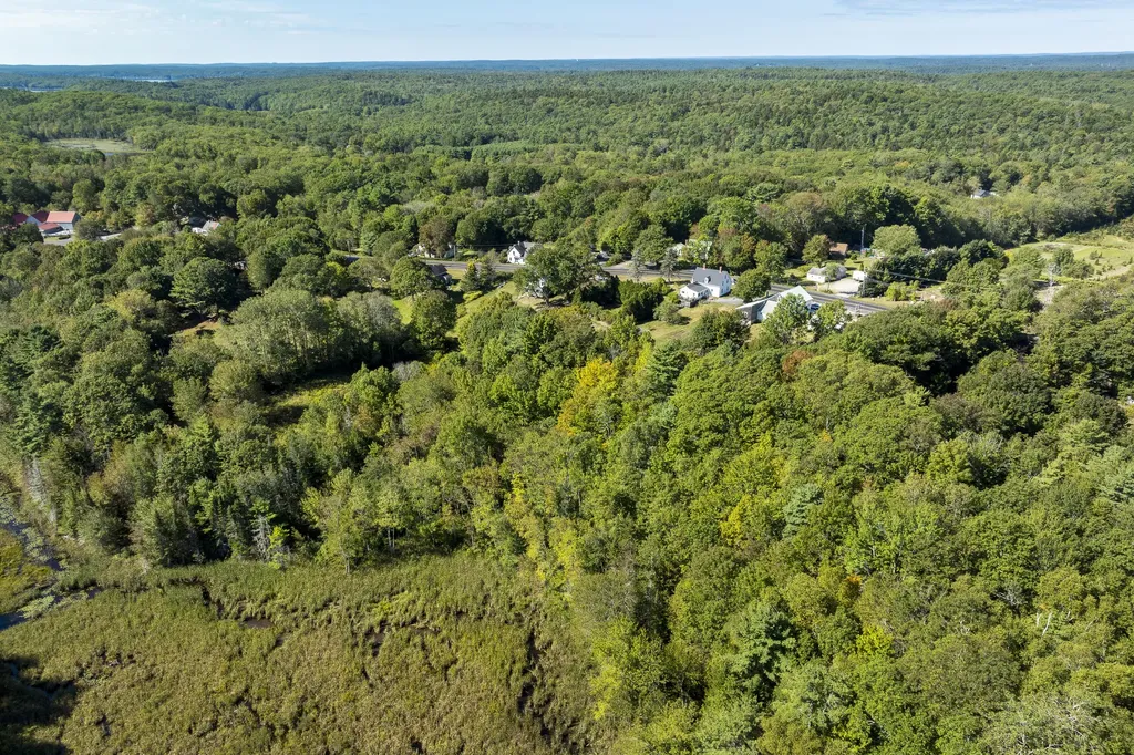 664 Boothbay Road Edgecomb ME 04556