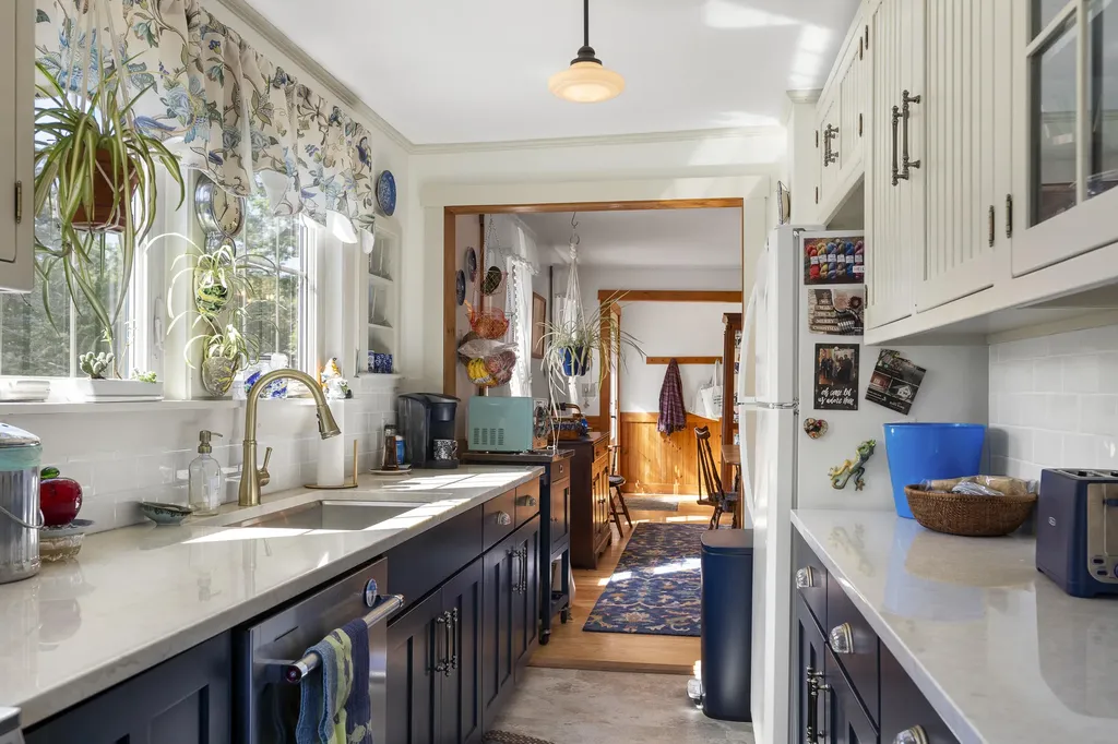 664 Boothbay Road Edgecomb ME 04556