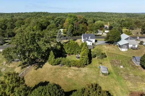 664 Boothbay Road Edgecomb ME 04556