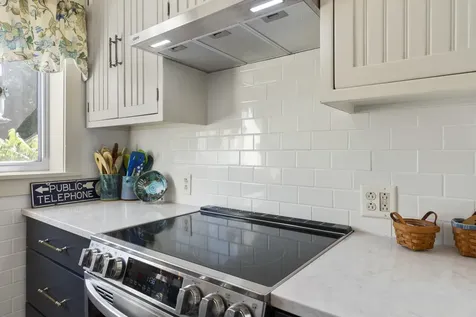 664 Boothbay Road Edgecomb ME 04556