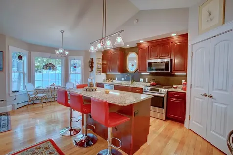 2 Owens Way Scarborough ME 04074