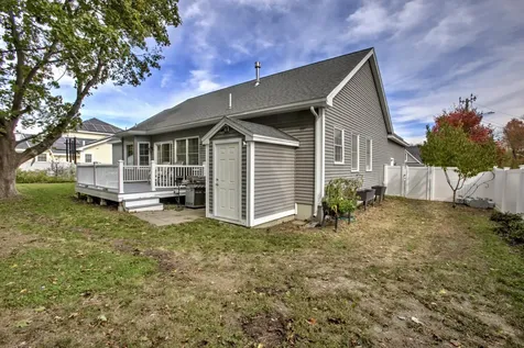 2 Owens Way Scarborough ME 04074