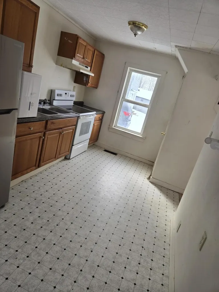 111 Prospect Street Dexter ME 04930