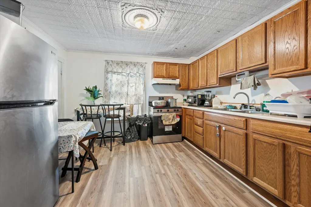 34 Winter Street Bangor ME 04401