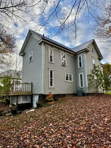 704 Main Street Calais ME 04619