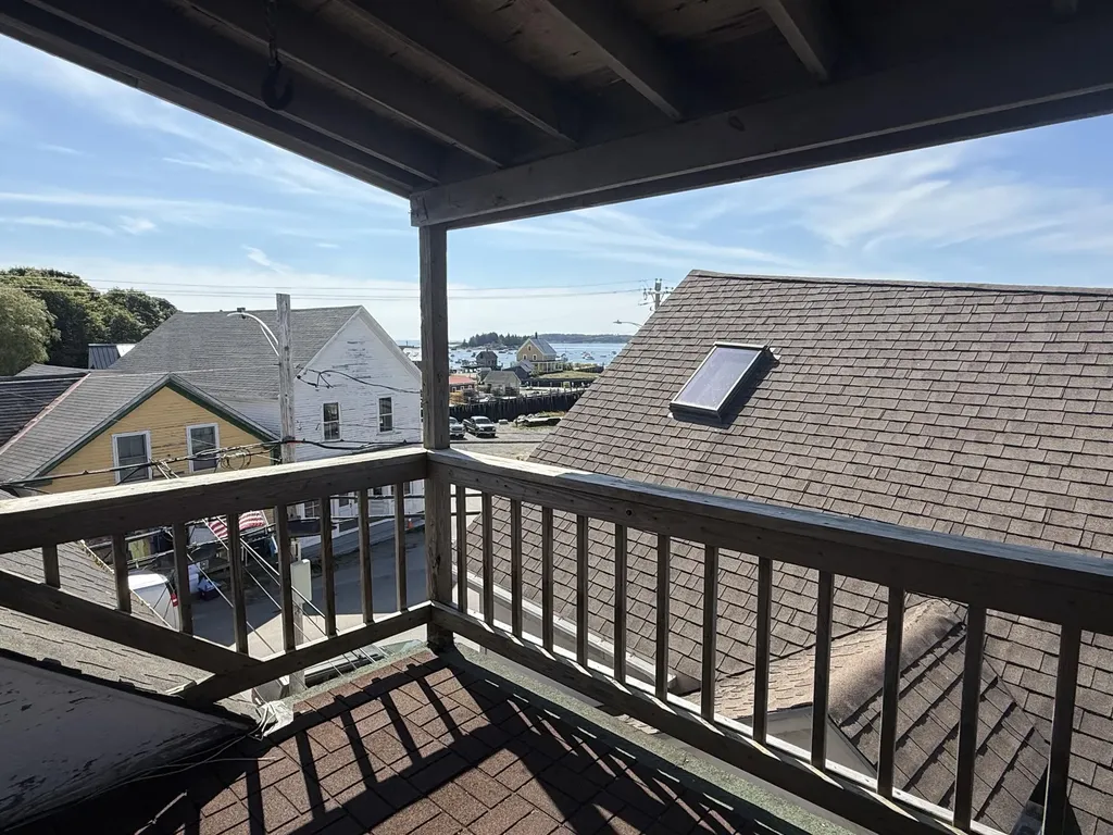 64 Main Street Vinalhaven ME 04863