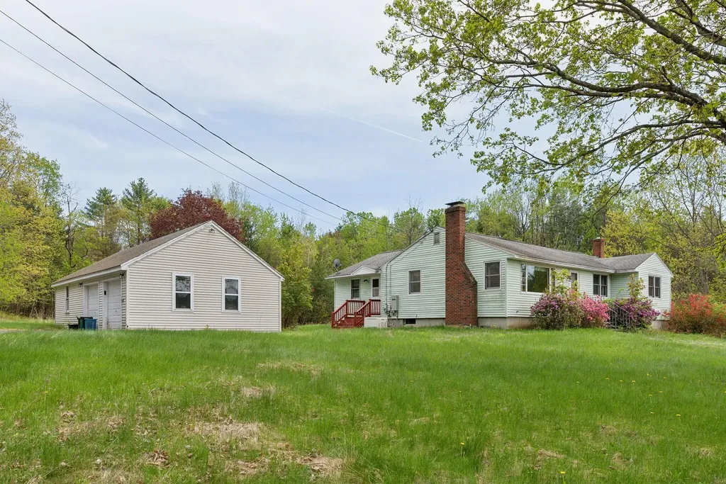 5 Kinney Road Gorham ME 04038