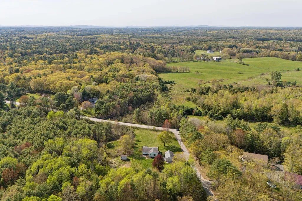 5 Kinney Road Gorham ME 04038