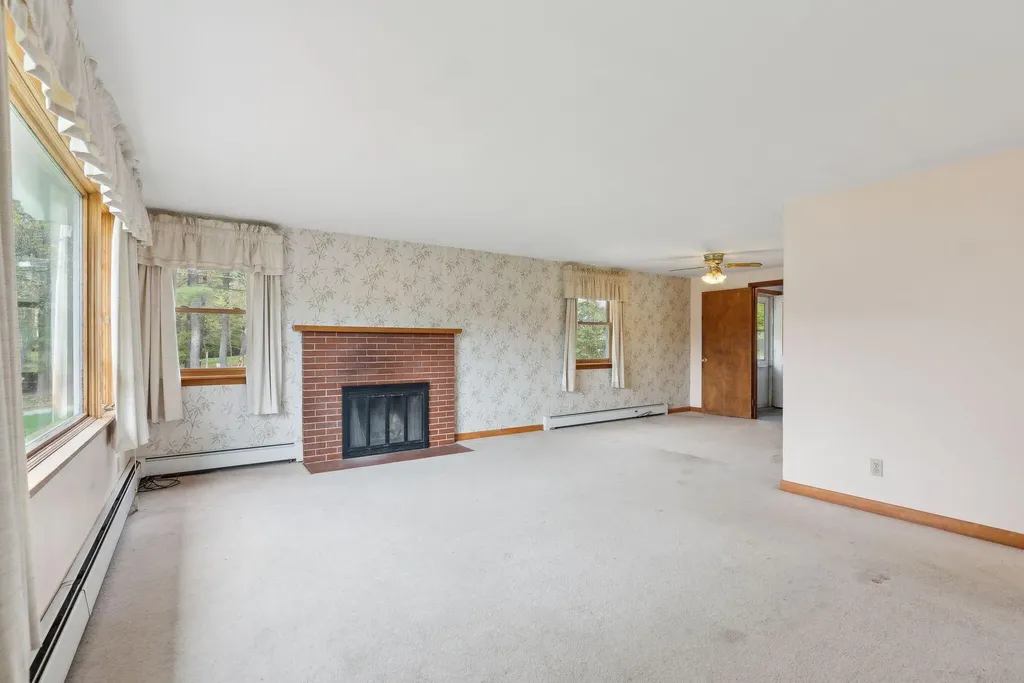 5 Kinney Road Gorham ME 04038