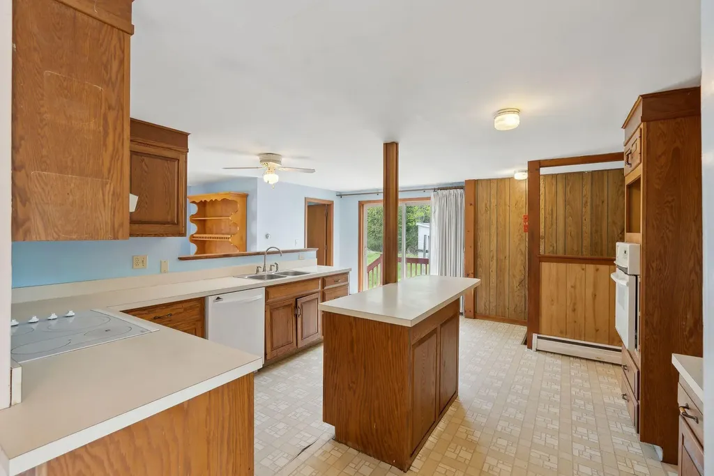 5 Kinney Road Gorham ME 04038
