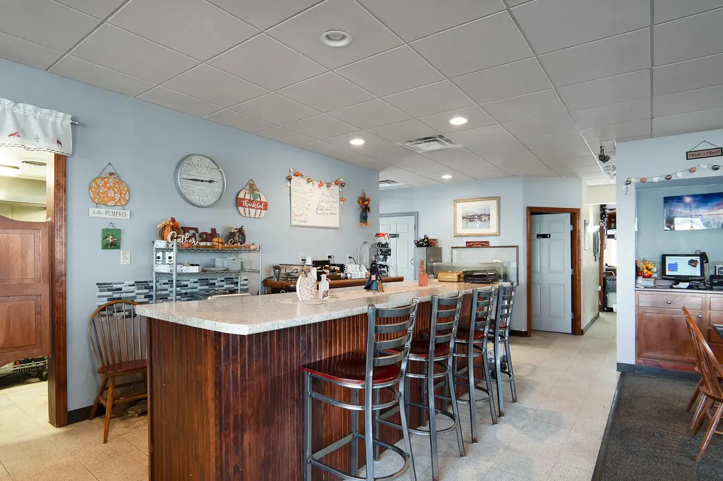 17 Main Street Milbridge ME 04658