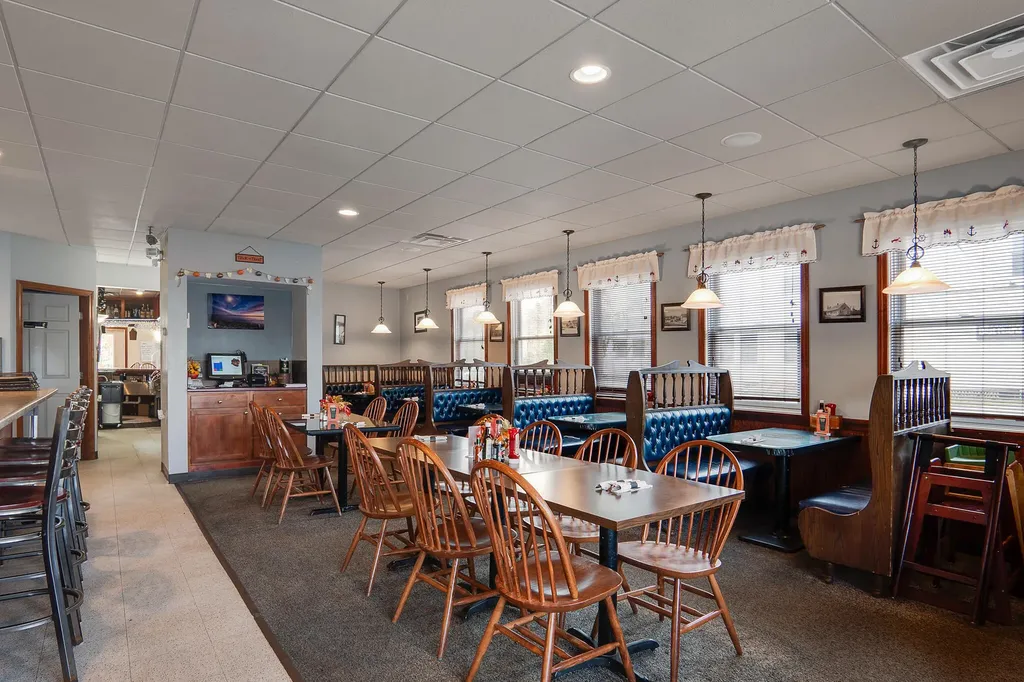 17 Main Street Milbridge ME 04658