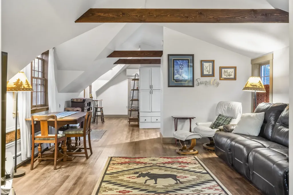 1588 Pond Road Mount Vernon ME 04352