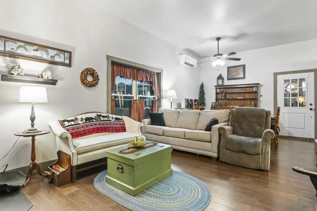 1588 Pond Road Mount Vernon ME 04352
