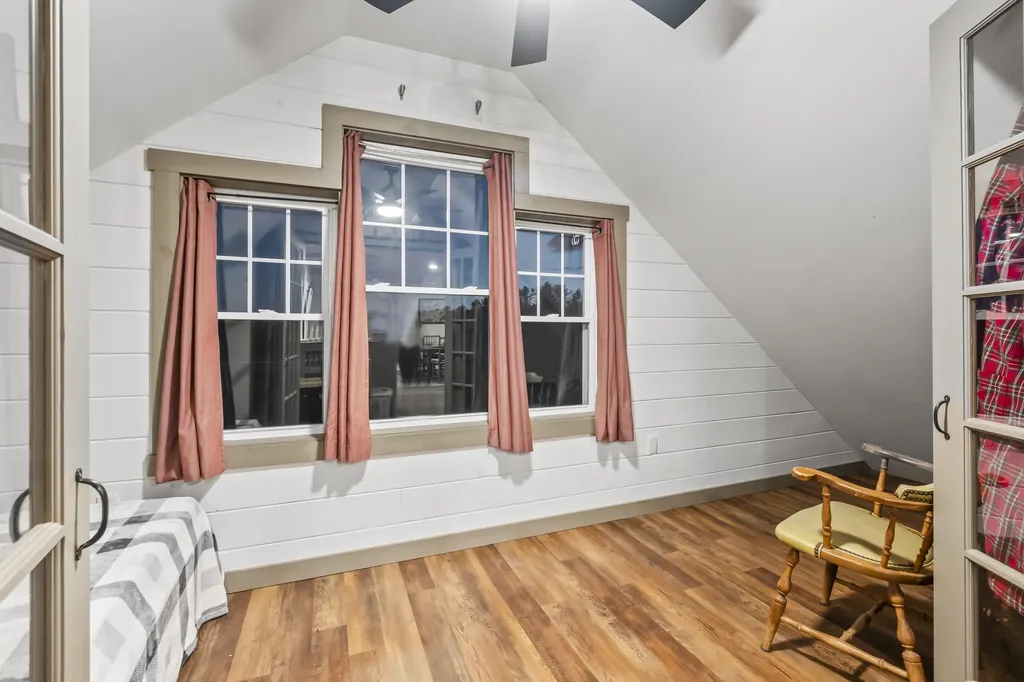 1588 Pond Road Mount Vernon ME 04352