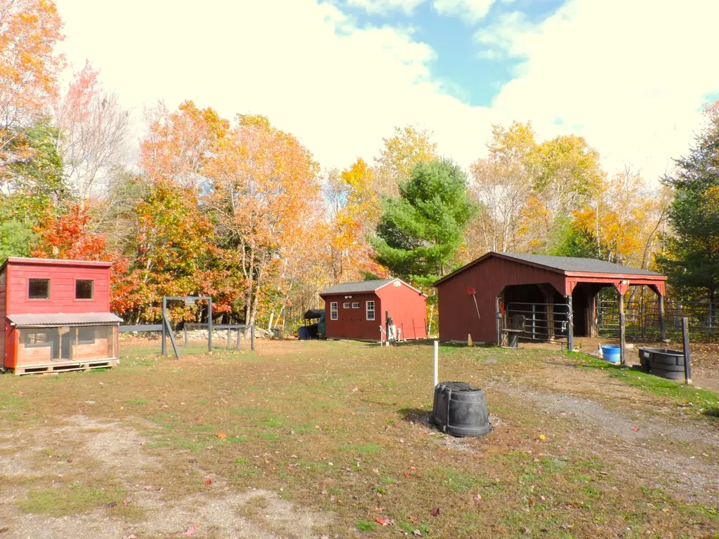 1588 Pond Road Mount Vernon ME 04352