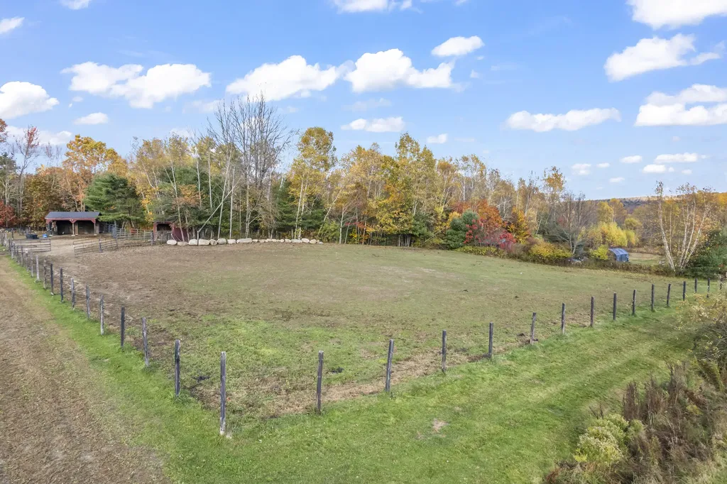 1588 Pond Road Mount Vernon ME 04352