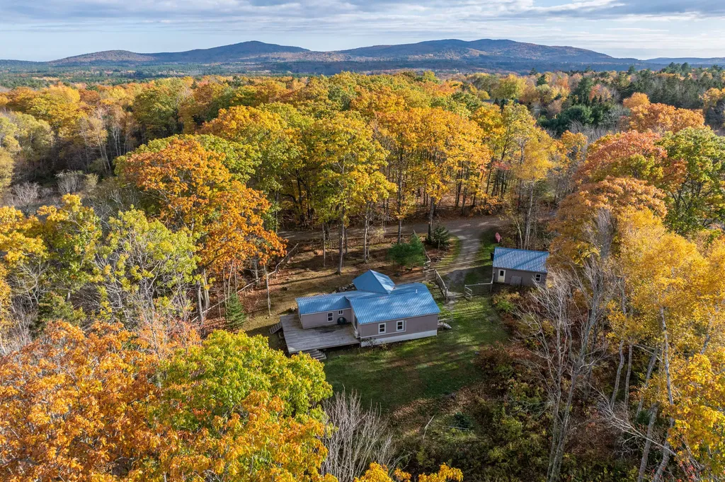 7 Morton Road Lincolnville ME 04849