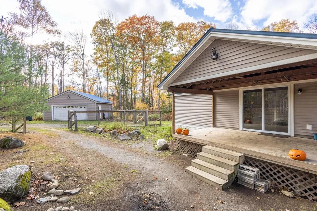 7 Morton Road Lincolnville ME 04849