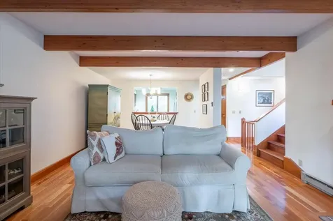 10 Harbor Drive Lincolnville ME 04849